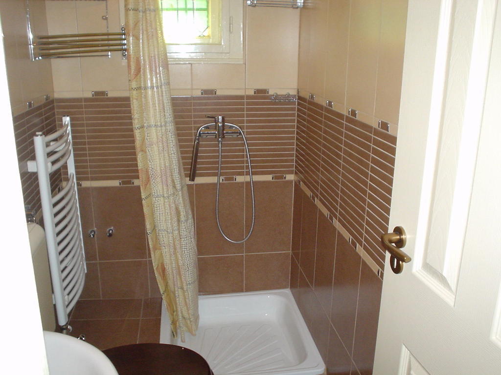 Oeroekzoeld Apartmanok בלטונפנבש מראה חיצוני תמונה
